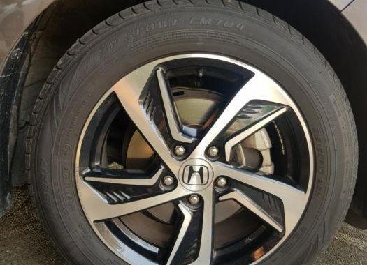 2015 Honda Odyssey at 25000 km for sale 