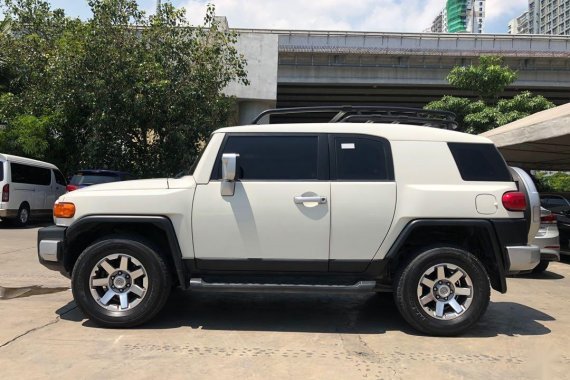 2015 Toyota Fj Cruiser for sale in Makati 