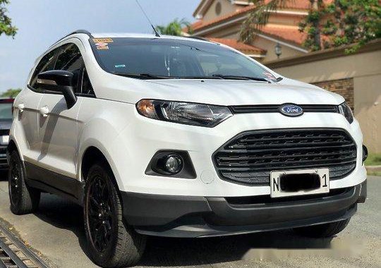 Selling White Ford Ecosport 2017 Automatic Gasoline at 20000 km