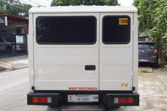 Sell Used 2016 Toyota Hilux Manual Diesel in Quezon City 