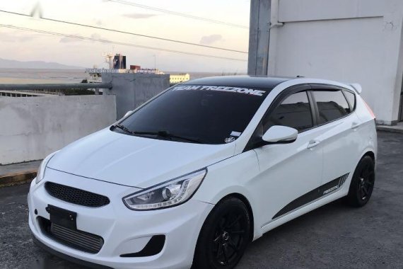 Hyundai Accent 2013 for sale in Mandaluyong