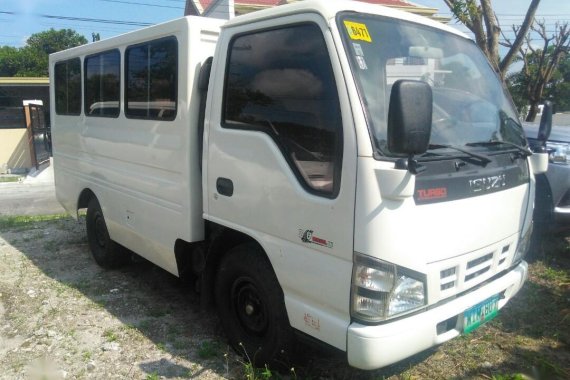 2014 Isuzu Nhr for sale in Angeles 