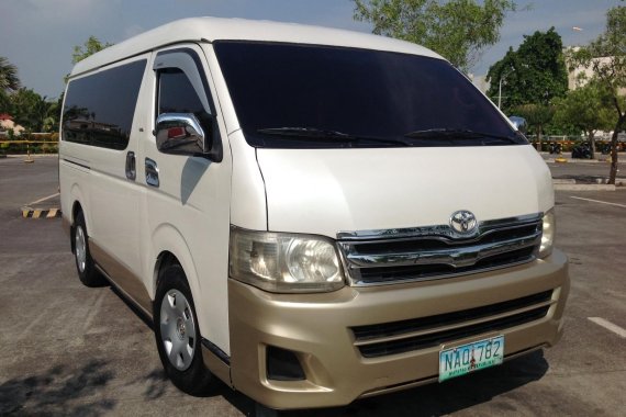 Selling White Toyota Hiace 2009 Manual Diesel in Lucena 