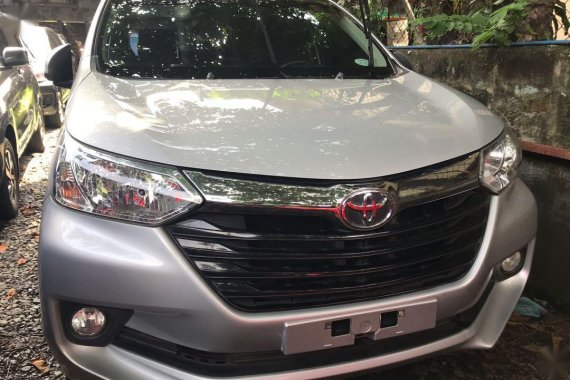 Selling Silver Toyota Avanza 2017 in Quezon City