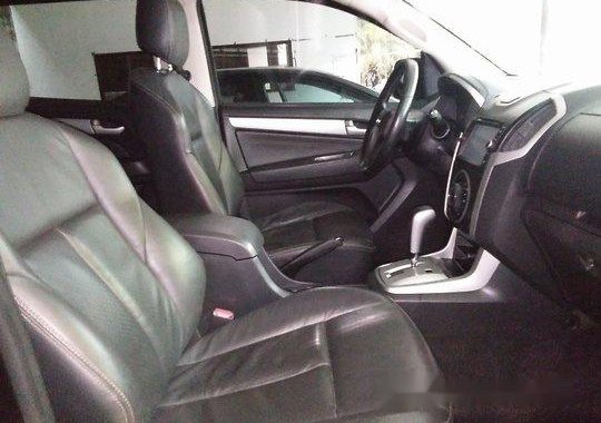 Black Isuzu Mu-X 2015 Automatic Diesel for sale