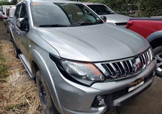 Selling Silver Mitsubishi Strada 2016 Manual Diesel at 37000 km 