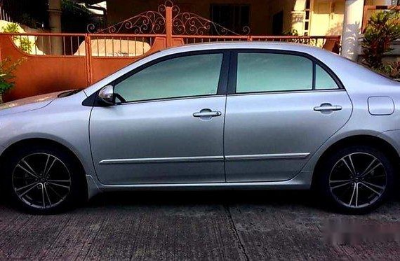 Silver Toyota Corolla Altis 2013 Manual Gasoline for sale