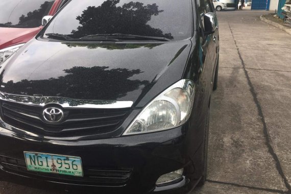 Selling Used Toyota Innova 2010 Manual Diesel in Naga 