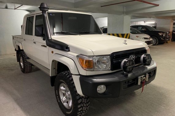 2017 Toyota Land Cruiser for sale in Quezon City