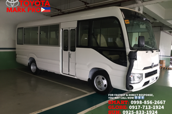 White Toyota Coaster 2020 for sale in Valenzuela