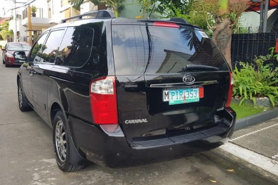 2011 Kia Carnival for sale in Las Pinas