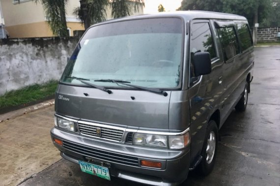 Selling 2nd Hand Nissan Urvan 2009 Van in Cabuyao 