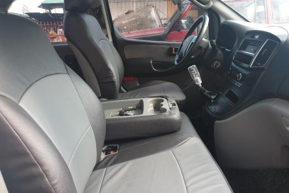 Hyundai Starex 2017 for sale in Quezon City 