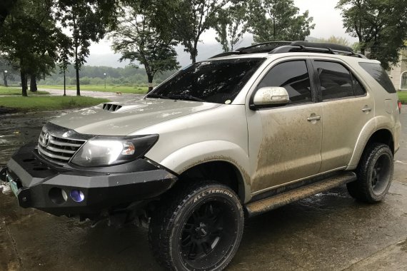 2013 Toyota Fortuner 3.0V 4x4 for sale in Marikina