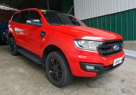 Red Ford Everest 2016 at 40000 km for sale 