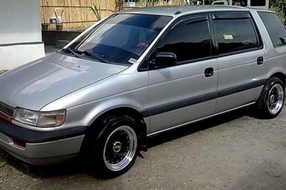 Selling Used Mitsubishi Space Wagon 1992 in Silang