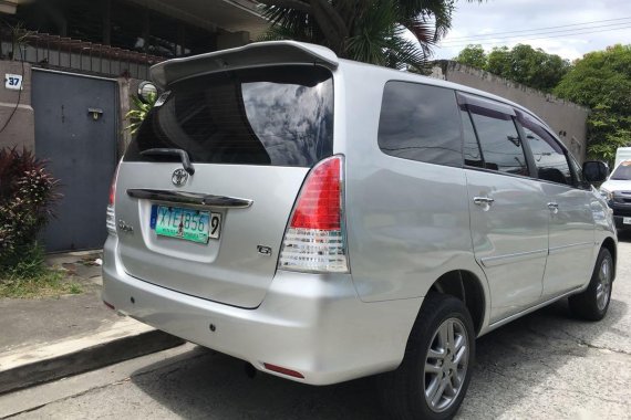 Toyota Innova 2005 Automatic Gasoline for sale 