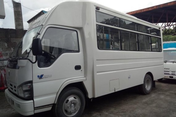 2019 Isuzu Elf for sale in Taguig 