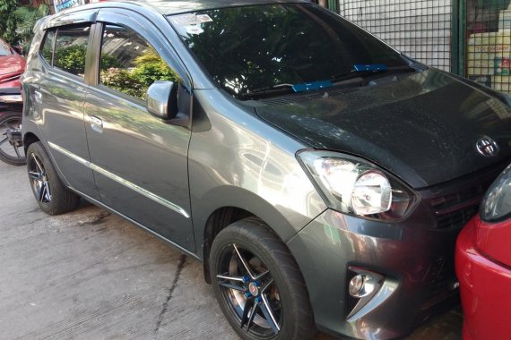 Selling 2nd Hand Toyota Wigo 2015 Hatchback in Quezon City 