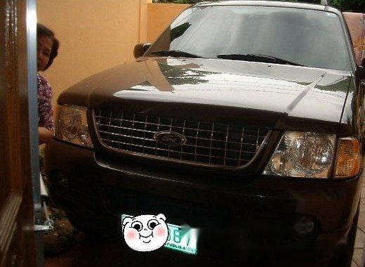 Selling Ford Explorer 2006 at 98000 km