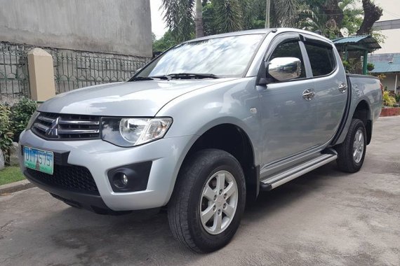 Selling Used Mitsubishi Strada 2008 Truck 