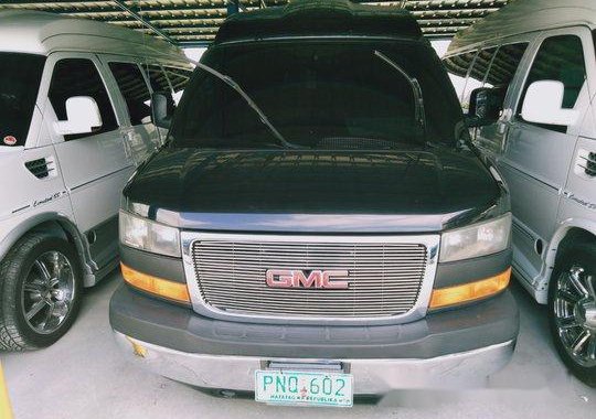 Selling Black Gmc Savana 2011 in Quezon City 