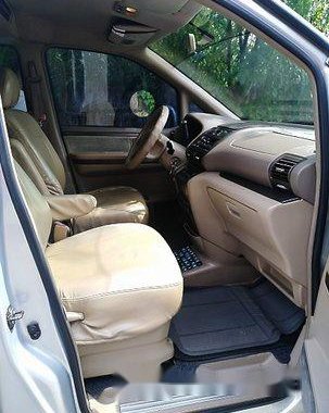 Selling Silver Nissan Serena 2002 Automatic Gasoline