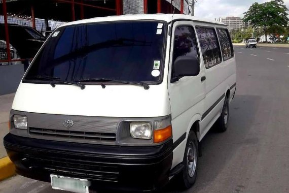 1998 Toyota Hiace for sale in Mandaue 