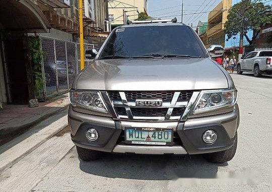 Used Isuzu Crosswind 2014 at 38000 km for sale in Manila