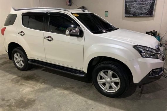 Isuzu Mu-X 2016 for sale in Las Piñas 