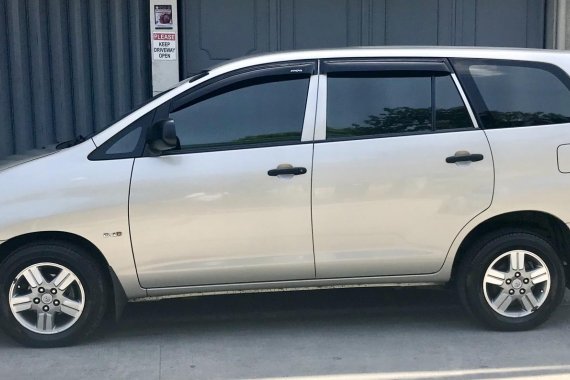 Used Toyota Innova E 2007 for sale in Pateros
