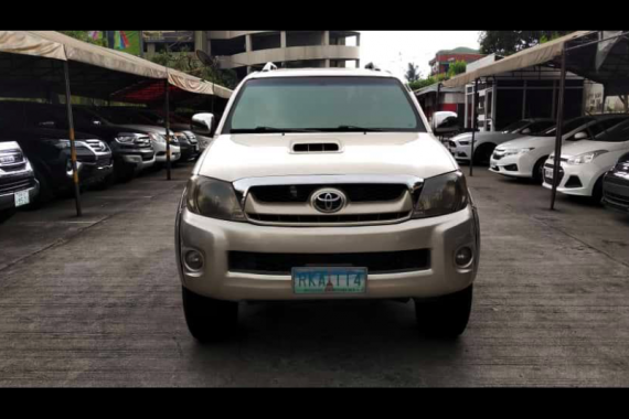  Toyota Hilux 2010 Truck at 90832 km for sale 