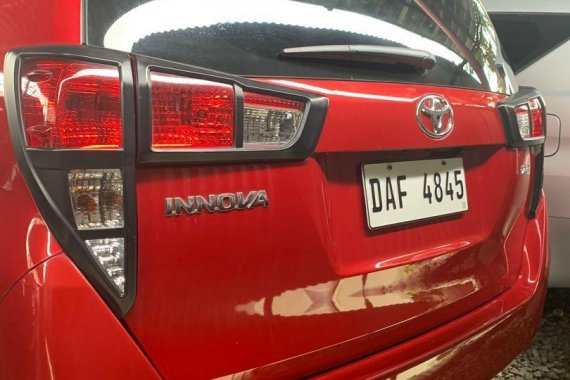 Red Toyota Innova 2017 for sale in Quezon City