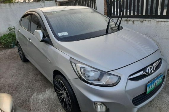 2013 Hyundai Accent for sale in Cavite 