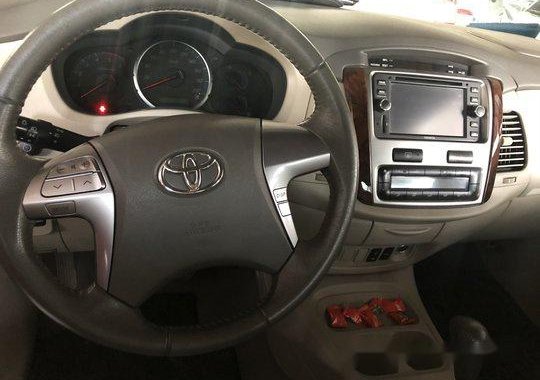 Selling Green Toyota Innova 2015 Automatic Diesel