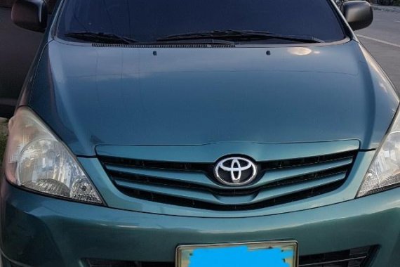 Toyota Innova E 2011 Manual for sale in Caba