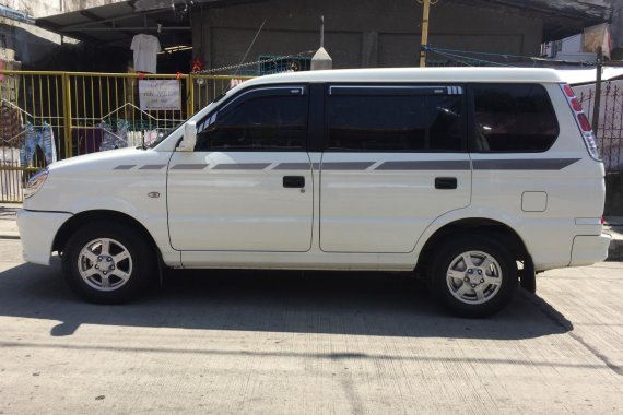 White 2016 Mitsubishi Adventure GLX2 in Tagaytay