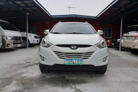 White Hyundai Tucson 2012 Acquired GLS Automatic