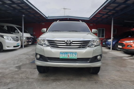 Selling Beige Toyota Fortuner 2012 G Gas Automatic in Las Pinas