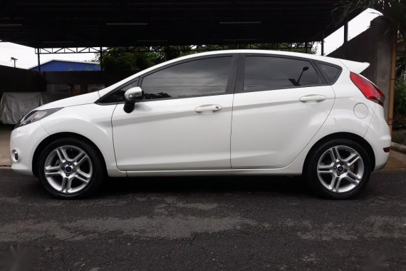 2nd-hand Ford Fiesta Hatchback 2011 for sale in Carmona