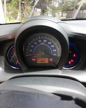 Selling White Honda Mobilio 2016 at 47000 km 