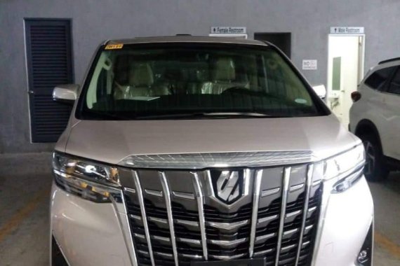 2019 Toyota Alphard for sale in Las Pinas
