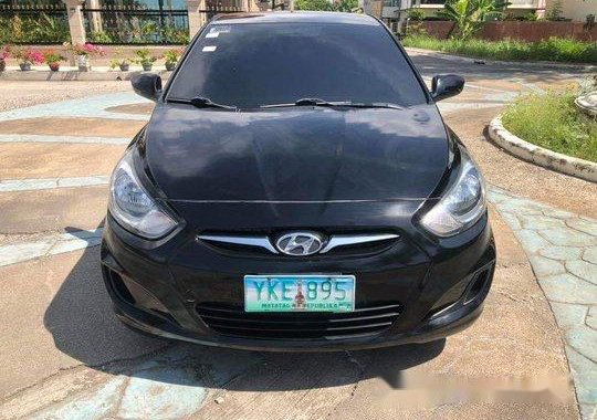Selling Black Hyundai Accent 2011 