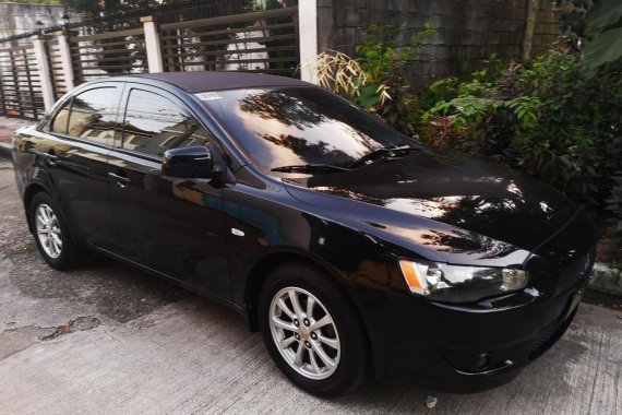 Selling Used Mitsubishi Lancer Ex 2010 at 70000 km 