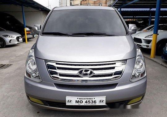 Silver Hyundai Starex 2015 at 42000 km for sale