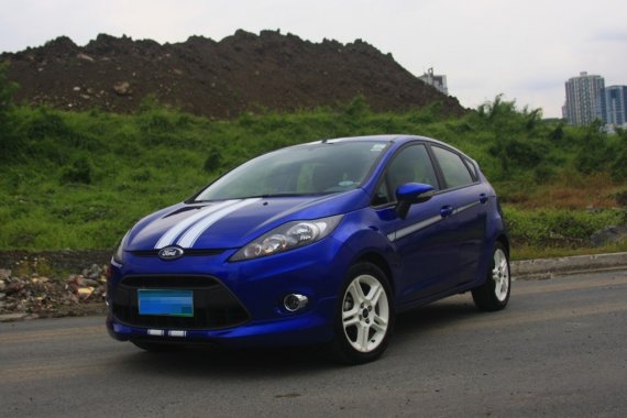 Blue 2012 Ford Fiesta at 30000 km for sale 