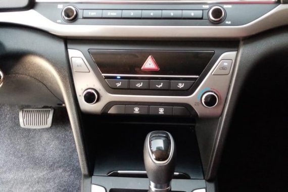 2016 Hyundai Elantra for sale in Makati 