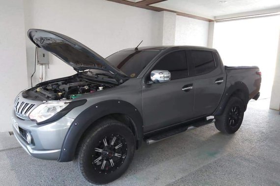 Sell 2nd Hand 2015 Mitsubishi Strada Truck at 55000 km 
