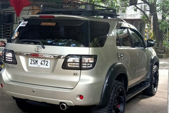 Used Toyota Fortuner 2008 Automatic Gasoline for sale 