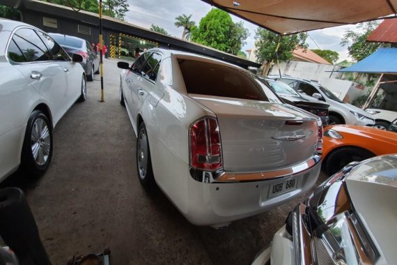 2012 Chrysler 300c for sale in Parañaque